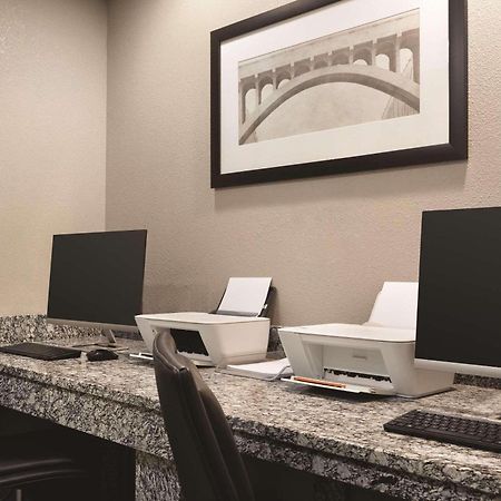 Country Inn & Suites By Radisson, Nashville Airport East, Tn מראה חיצוני תמונה