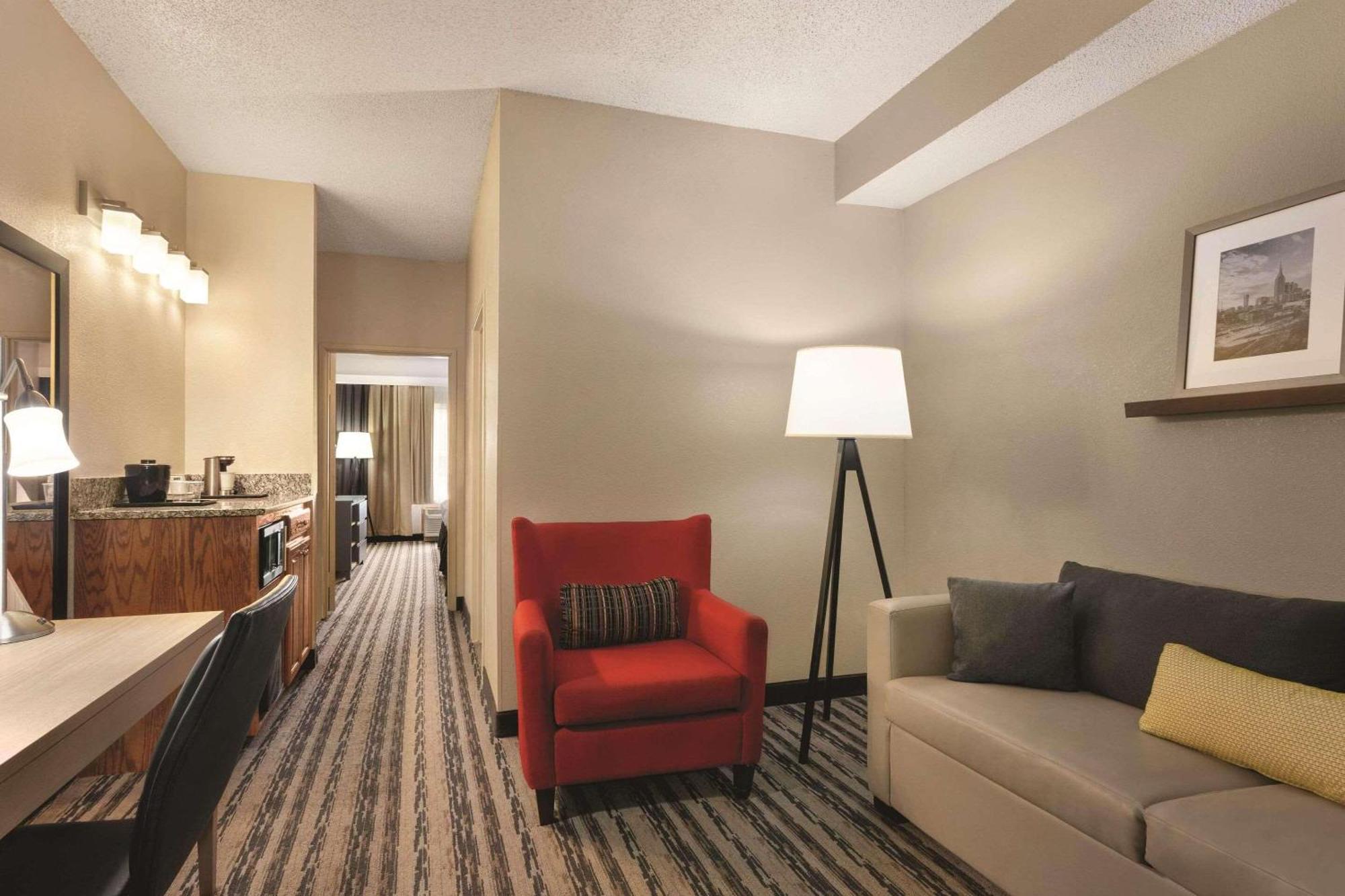 Country Inn & Suites By Radisson, Nashville Airport East, Tn מראה חיצוני תמונה