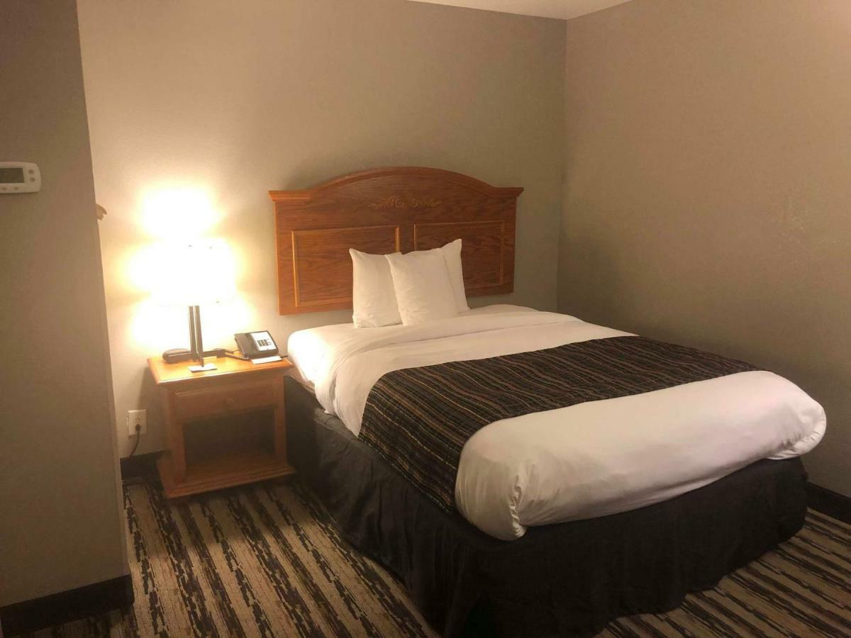 Country Inn & Suites By Radisson, Nashville Airport East, Tn מראה חיצוני תמונה