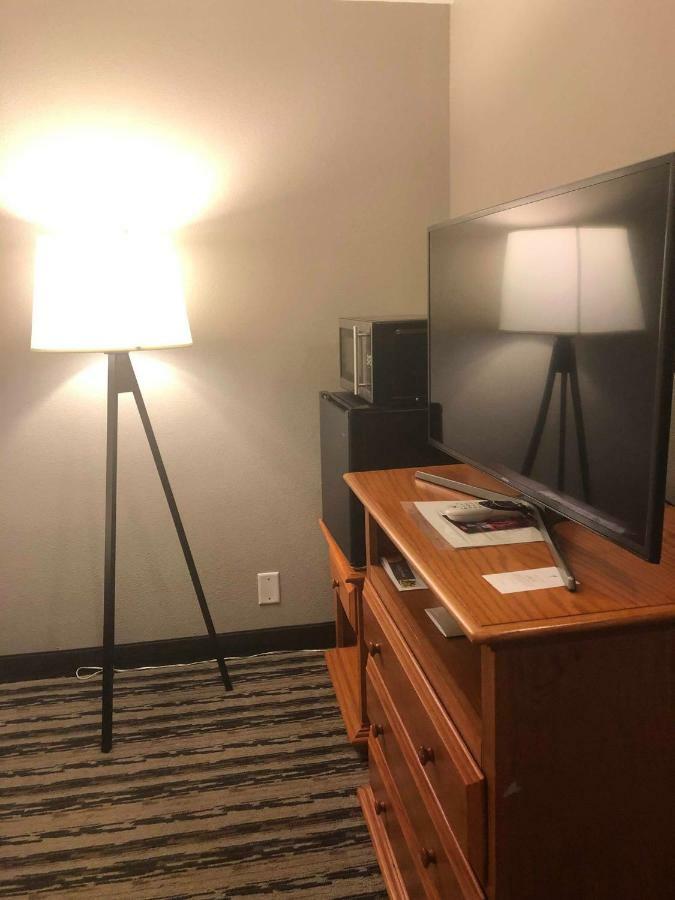 Country Inn & Suites By Radisson, Nashville Airport East, Tn מראה חיצוני תמונה