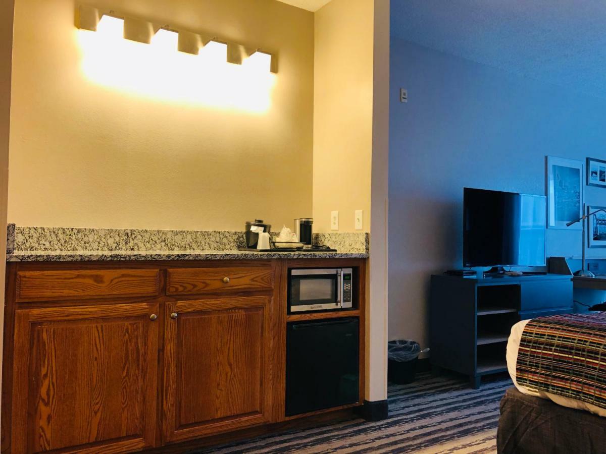 Country Inn & Suites By Radisson, Nashville Airport East, Tn מראה חיצוני תמונה