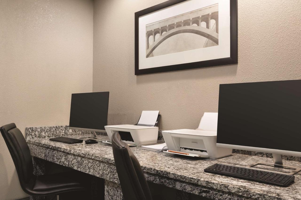 Country Inn & Suites By Radisson, Nashville Airport East, Tn מראה חיצוני תמונה