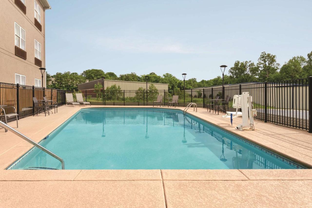 Country Inn & Suites By Radisson, Nashville Airport East, Tn מראה חיצוני תמונה